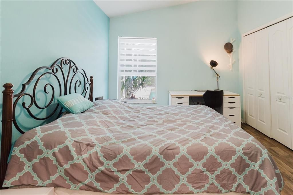 For Sale: $389,900 (4 beds, 3 baths, 1850 Square Feet)