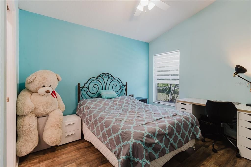 For Sale: $389,900 (4 beds, 3 baths, 1850 Square Feet)