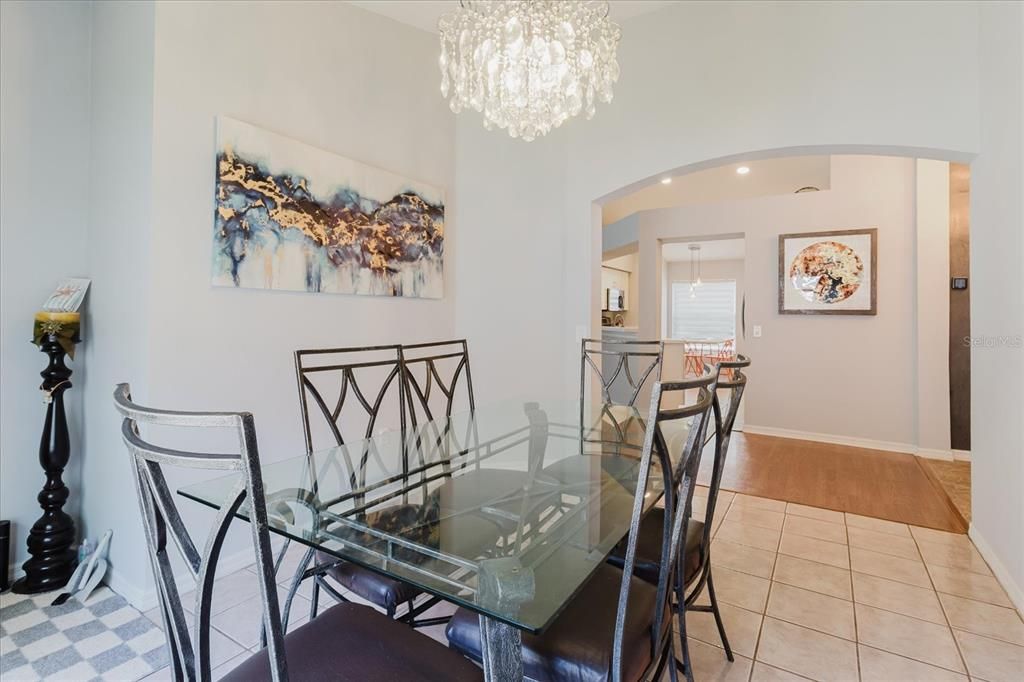 For Sale: $389,900 (4 beds, 3 baths, 1850 Square Feet)