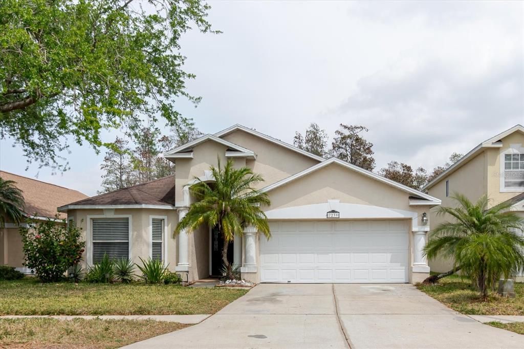 For Sale: $389,900 (4 beds, 3 baths, 1850 Square Feet)