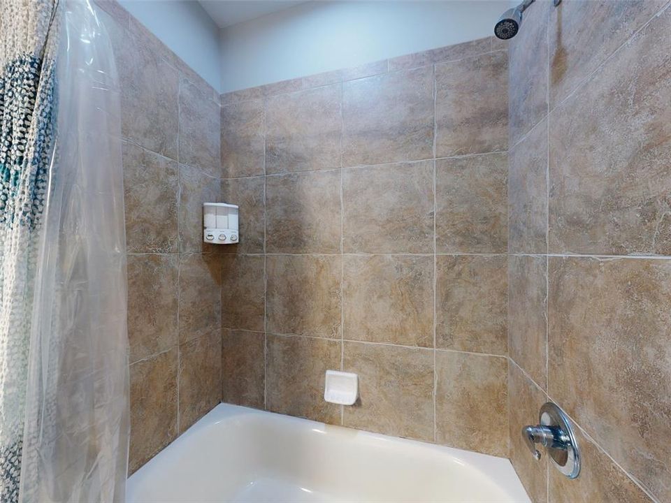 待售: $482,000 (3 贝兹, 2 浴室, 1526 平方英尺)