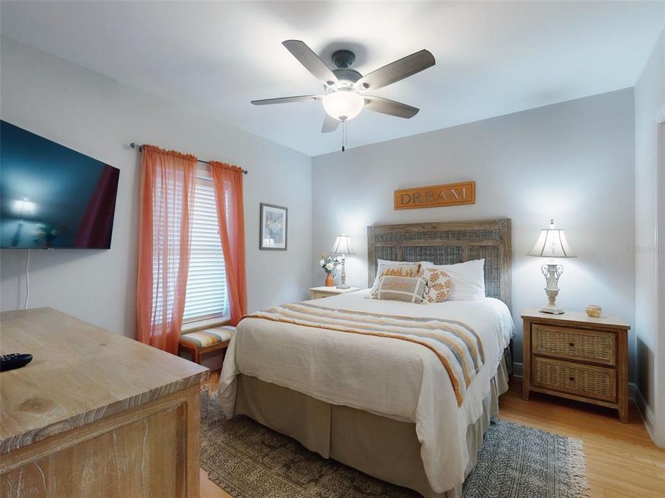 待售: $482,000 (3 贝兹, 2 浴室, 1526 平方英尺)