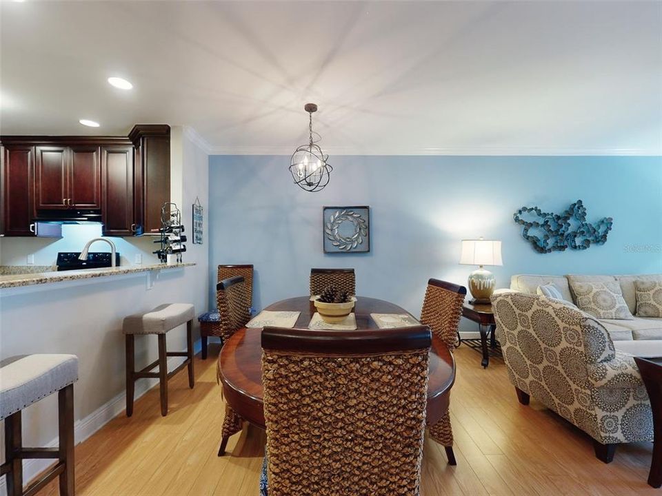 待售: $482,000 (3 贝兹, 2 浴室, 1526 平方英尺)