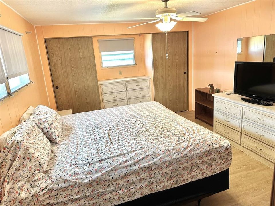 待售: $106,900 (2 贝兹, 2 浴室, 1036 平方英尺)