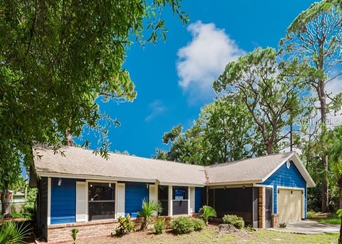 Active With Contract: $275,500 (3 beds, 2 baths, 1959 Square Feet)