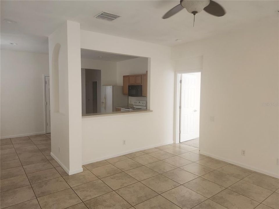 En Venta: $267,000 (3 camas, 2 baños, 1260 Pies cuadrados)