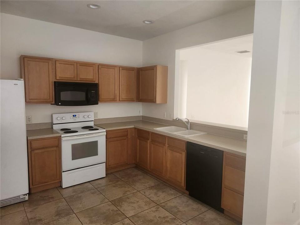 En Venta: $267,000 (3 camas, 2 baños, 1260 Pies cuadrados)