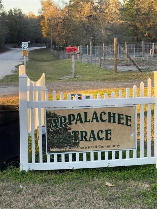 待售: $170,000 (10.33 acres)