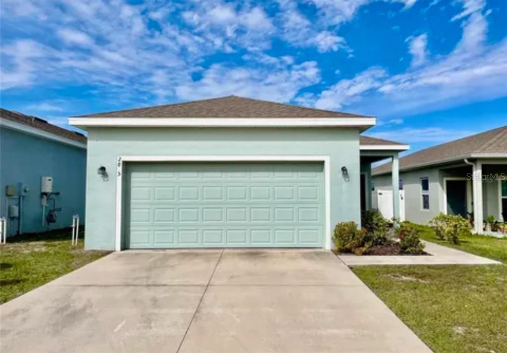 最近售出: $251,500 (3 贝兹, 2 浴室, 1262 平方英尺)