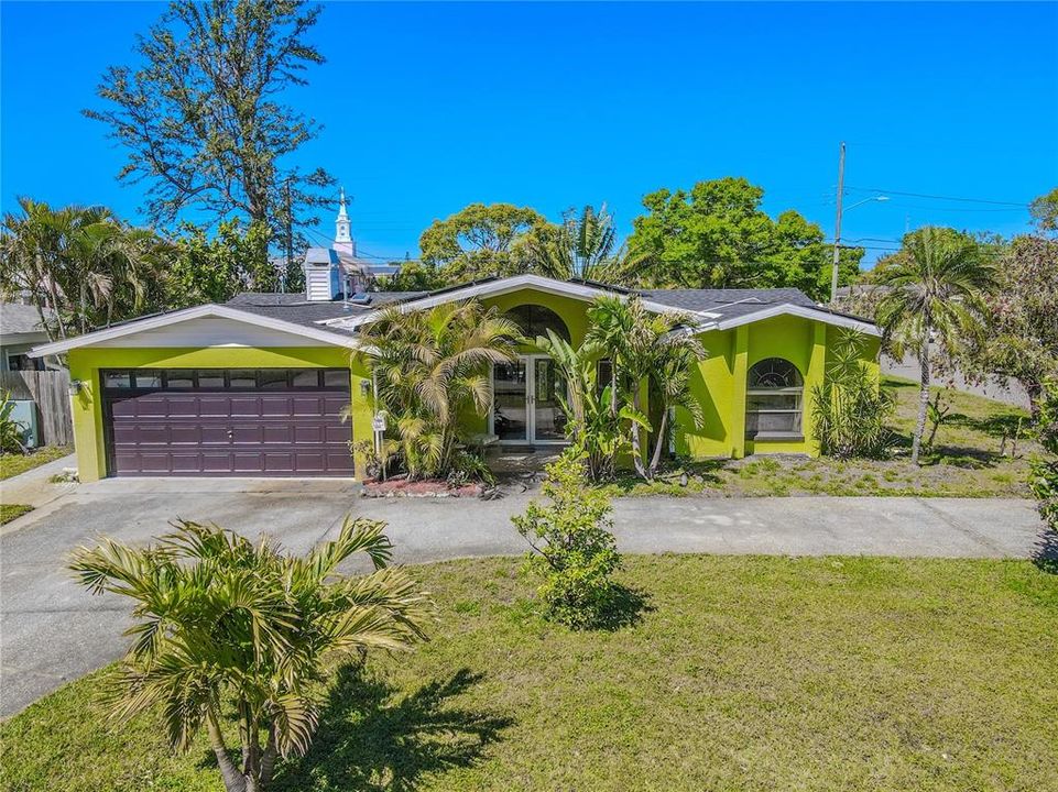 Aloha Vibes! 3-bedroom, 2 bath, + Bonus room, 2 car garage home with resort style pool