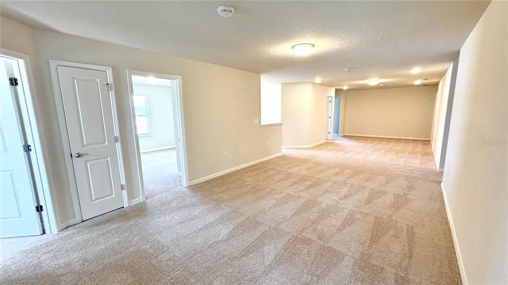 Activo con contrato: $934,900 (10 camas, 8 baños, 4376 Pies cuadrados)