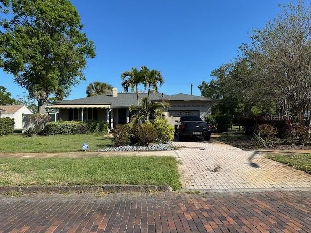 Недавно продано: $402,000 (2 спален, 1 ванн, 1104 Квадратных фут)