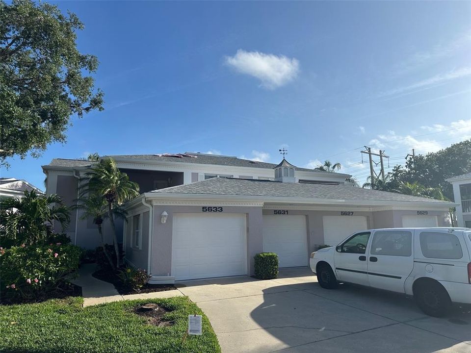 Recently Sold: $324,900 (2 beds, 2 baths, 1099 Square Feet)