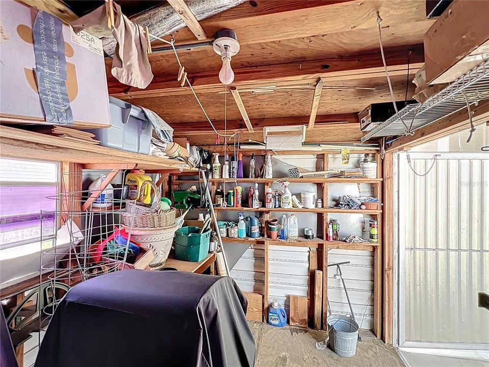 На продажу: $117,000 (1 спален, 1 ванн, 700 Квадратных фут)