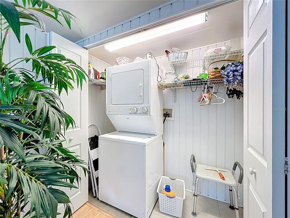 На продажу: $117,000 (1 спален, 1 ванн, 700 Квадратных фут)