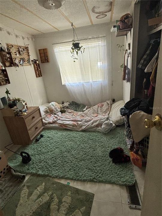 待售: $139,900 (2 贝兹, 1 浴室, 784 平方英尺)