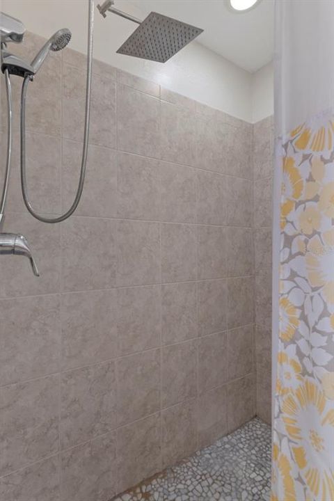 En Venta: $285,500 (3 camas, 2 baños, 1644 Pies cuadrados)