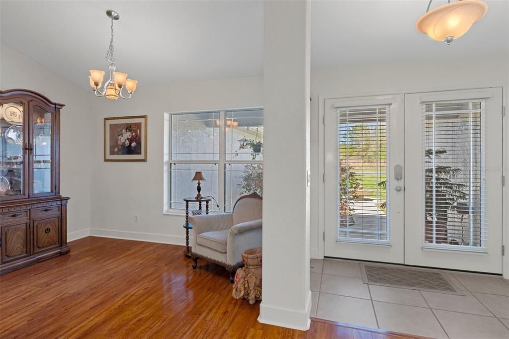 En Venta: $285,500 (3 camas, 2 baños, 1644 Pies cuadrados)