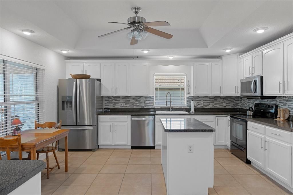 En Venta: $285,500 (3 camas, 2 baños, 1644 Pies cuadrados)