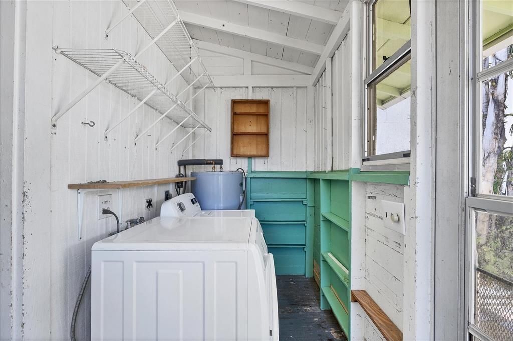 For Sale: $785,000 (3 beds, 2 baths, 1150 Square Feet)