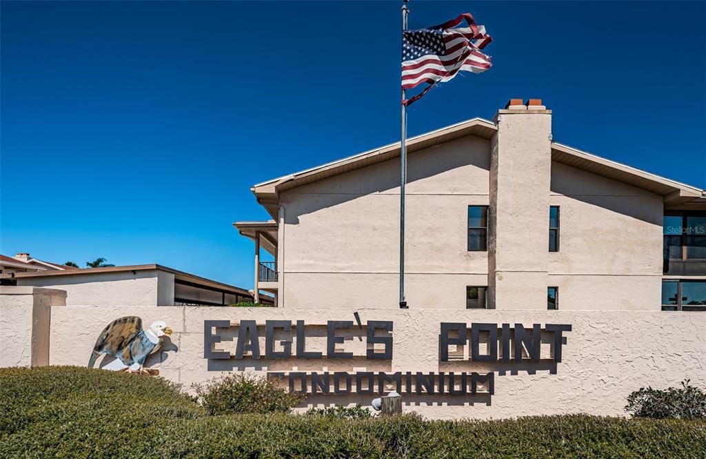 Под контрактом: $85,000 (2 спален, 2 ванн, 1320 Квадратных фут)