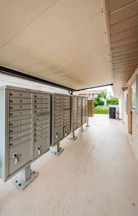 Под контрактом: $85,000 (2 спален, 2 ванн, 1320 Квадратных фут)