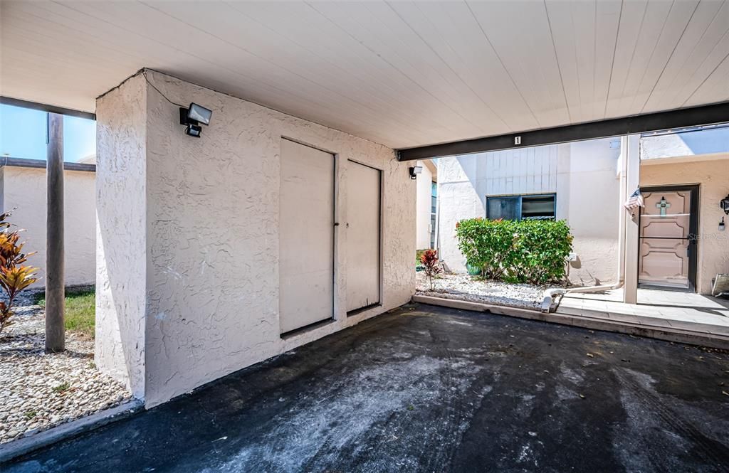 Под контрактом: $85,000 (2 спален, 2 ванн, 1320 Квадратных фут)