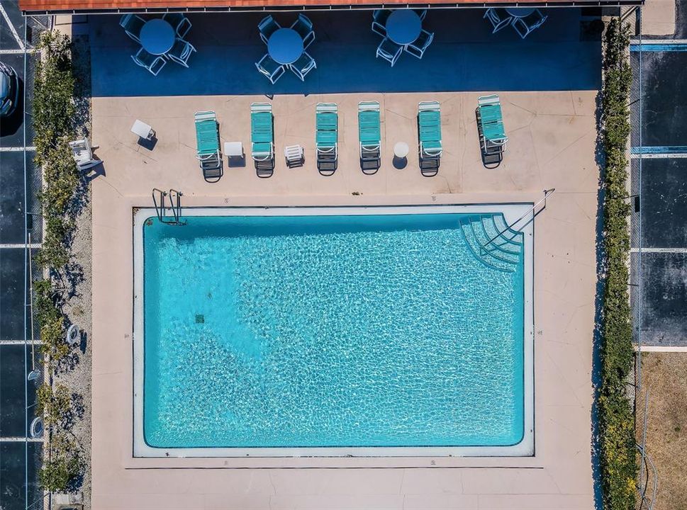 Под контрактом: $85,000 (2 спален, 2 ванн, 1320 Квадратных фут)