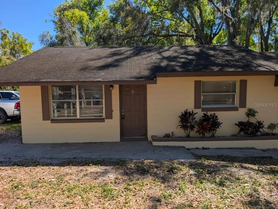 Recently Rented: $1,125 (2 beds, 1 baths, 720 Square Feet)