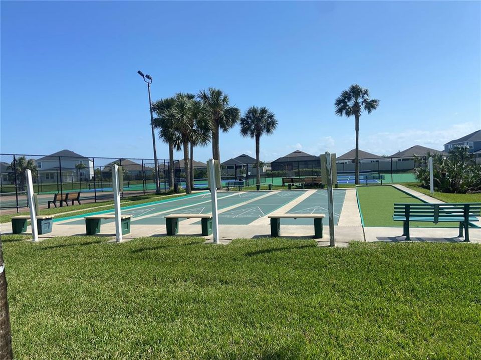 Под контрактом: $450,000 (3 спален, 2 ванн, 1810 Квадратных фут)