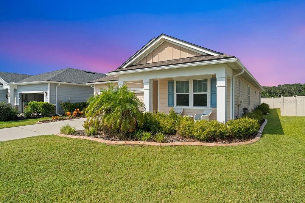 Под контрактом: $450,000 (3 спален, 2 ванн, 1810 Квадратных фут)