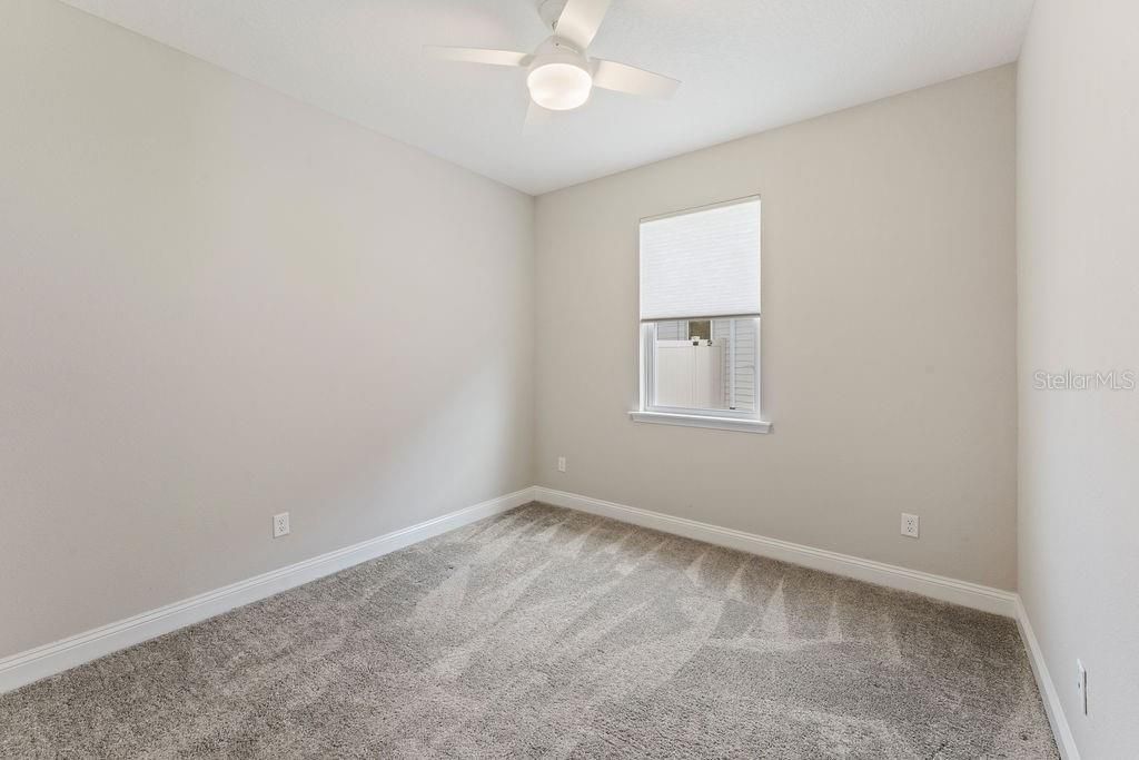 Под контрактом: $450,000 (3 спален, 2 ванн, 1810 Квадратных фут)