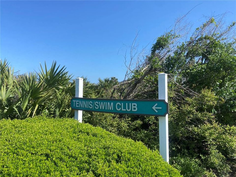 Под контрактом: $450,000 (3 спален, 2 ванн, 1810 Квадратных фут)