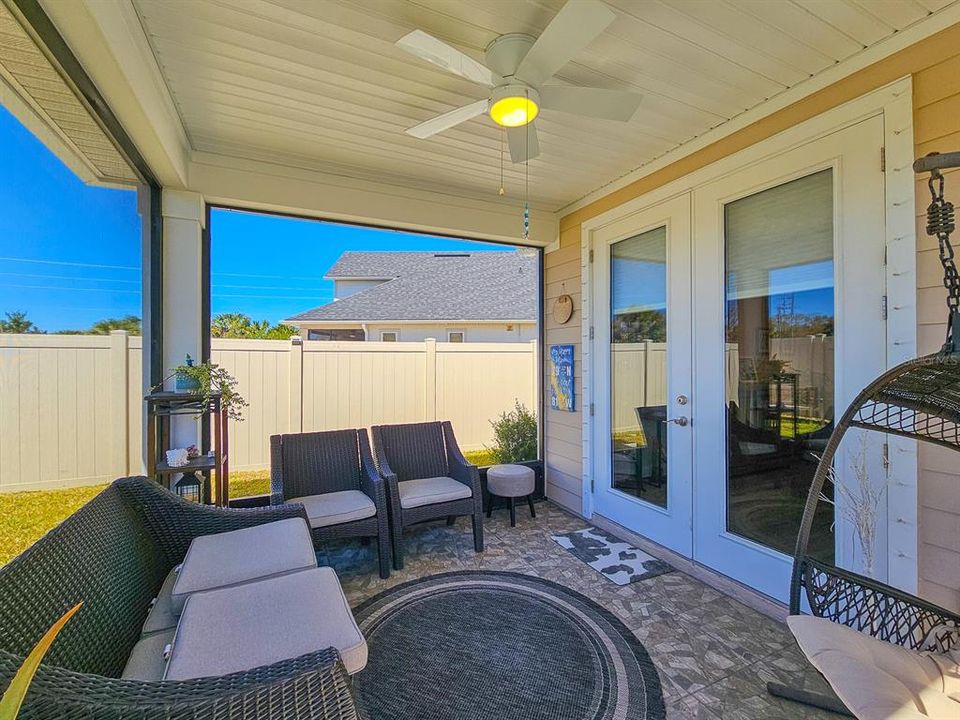 Под контрактом: $450,000 (3 спален, 2 ванн, 1810 Квадратных фут)