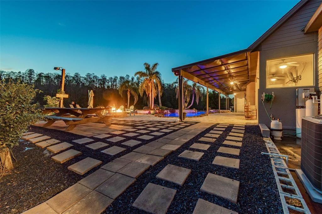 На продажу: $1,185,000 (3 спален, 3 ванн, 3199 Квадратных фут)