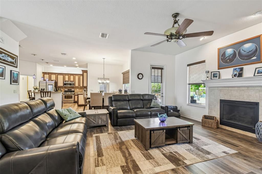 На продажу: $1,185,000 (3 спален, 3 ванн, 3199 Квадратных фут)