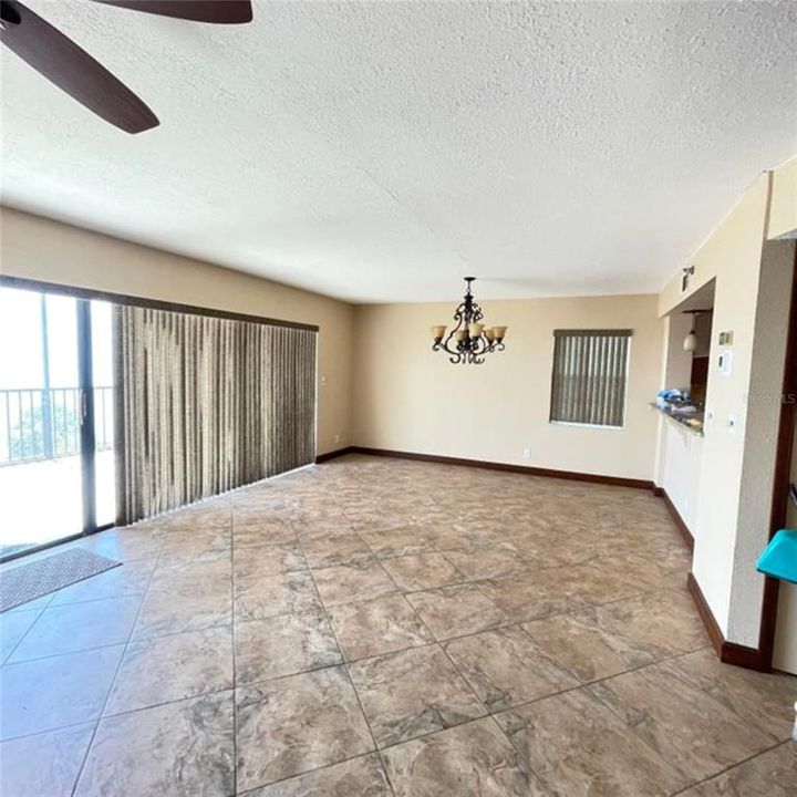 For Sale: $279,000 (3 beds, 2 baths, 1681 Square Feet)