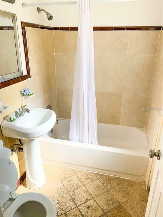 待售: $14,300,000 (0 贝兹, 0 浴室, 7417 平方英尺)