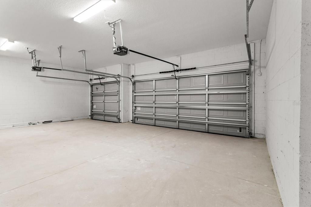 En Venta: $339,900 (4 camas, 3 baños, 1990 Pies cuadrados)