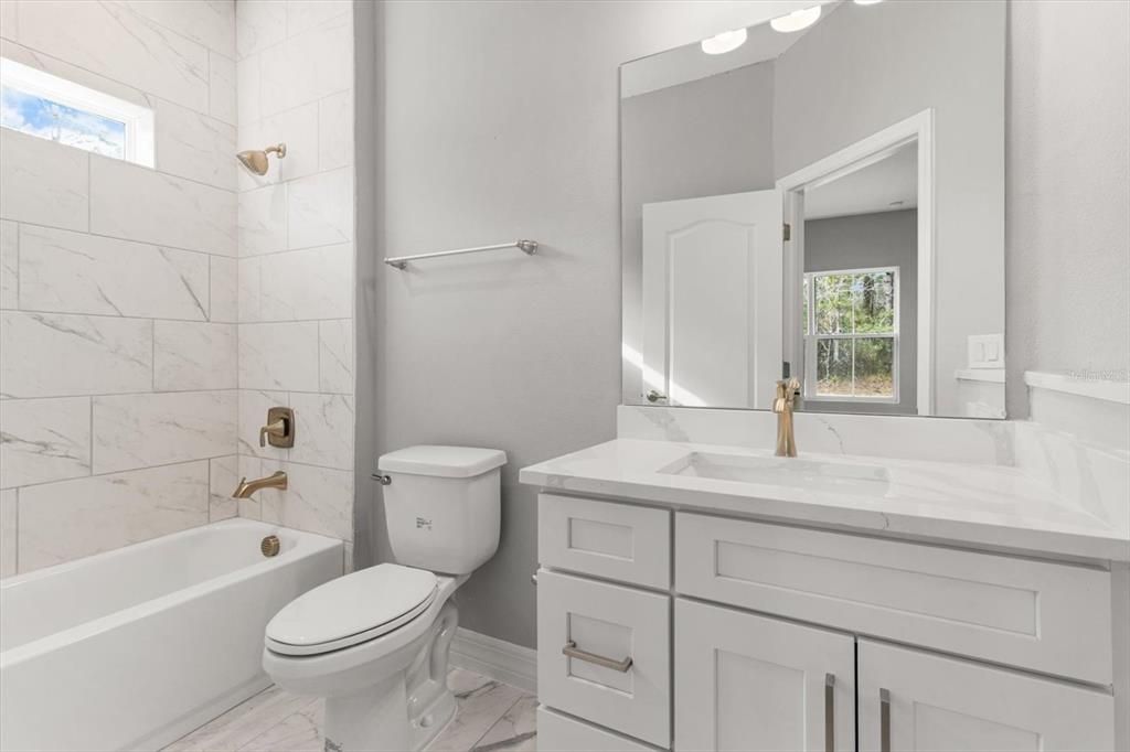 En Venta: $339,900 (4 camas, 3 baños, 1990 Pies cuadrados)