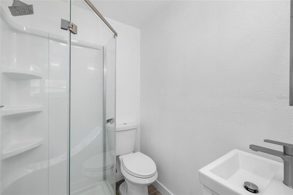 待售: $399,000 (3 贝兹, 2 浴室, 1296 平方英尺)