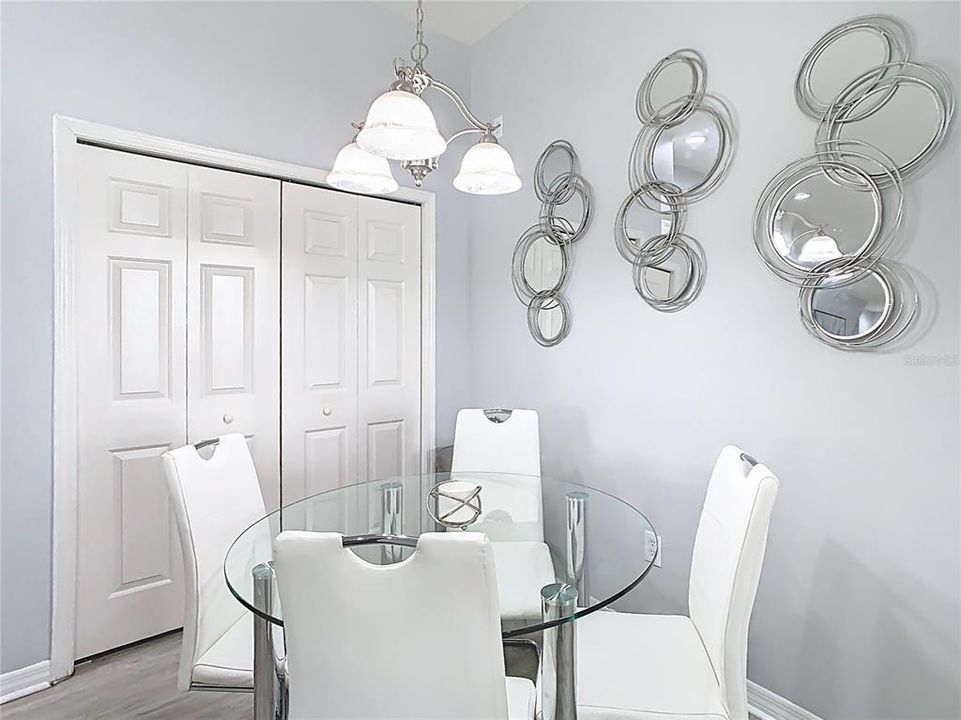 待售: $749,900 (4 贝兹, 3 浴室, 3407 平方英尺)