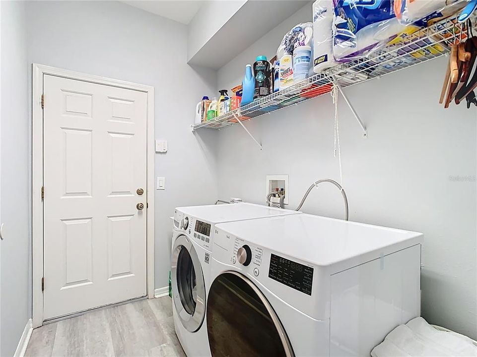 待售: $749,900 (4 贝兹, 3 浴室, 3407 平方英尺)