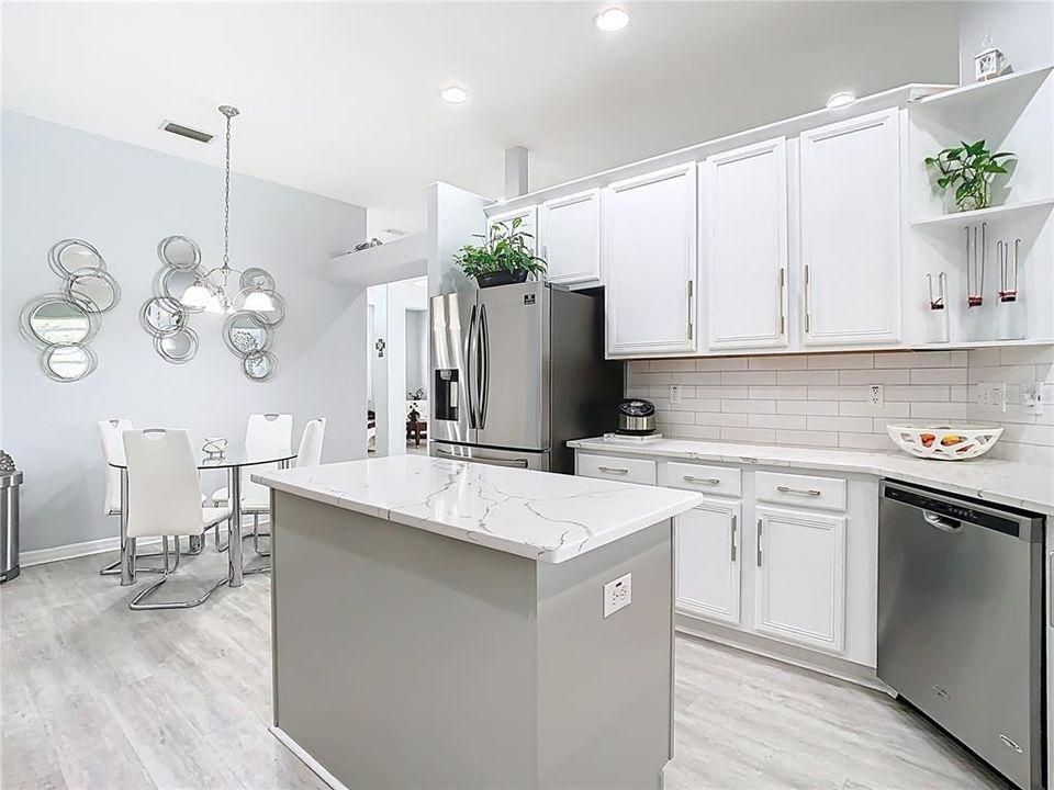 待售: $749,900 (4 贝兹, 3 浴室, 3407 平方英尺)