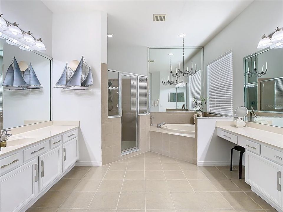 待售: $749,900 (4 贝兹, 3 浴室, 3407 平方英尺)