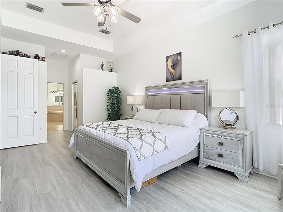 待售: $749,900 (4 贝兹, 3 浴室, 3407 平方英尺)