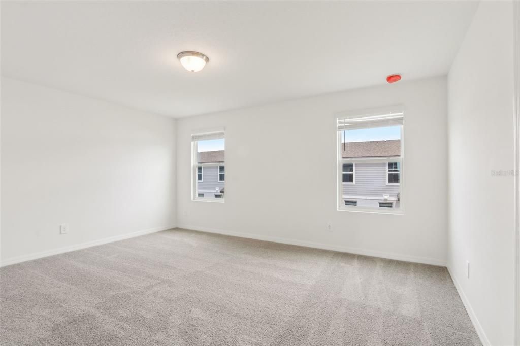 For Sale: $337,000 (3 beds, 2 baths, 1566 Square Feet)