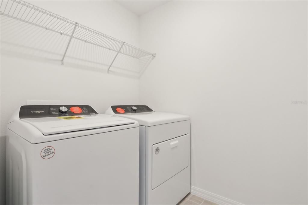 For Sale: $337,000 (3 beds, 2 baths, 1566 Square Feet)