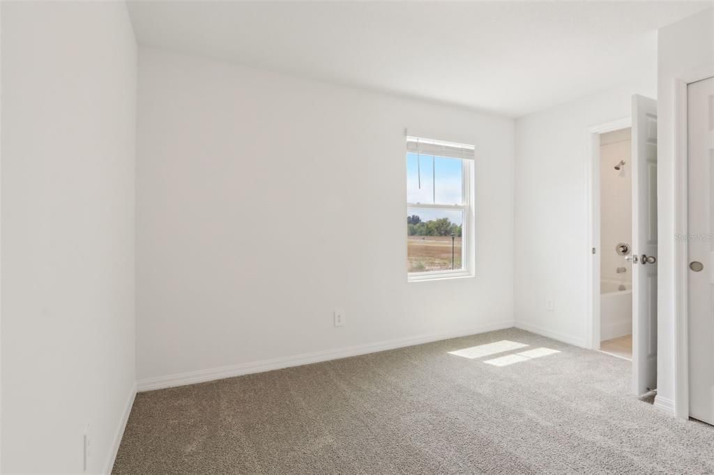 For Sale: $337,000 (3 beds, 2 baths, 1566 Square Feet)