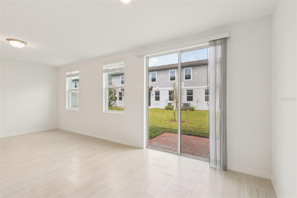 For Sale: $337,000 (3 beds, 2 baths, 1566 Square Feet)